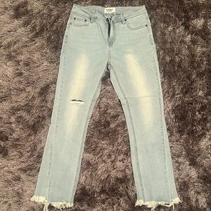 Evidnt Los Angeles NWT size 29 Light Blue Distressed Women's Jeans